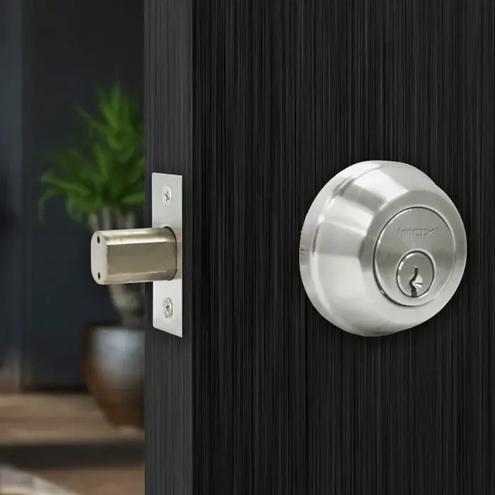 BX Deadbolt 32D glamour